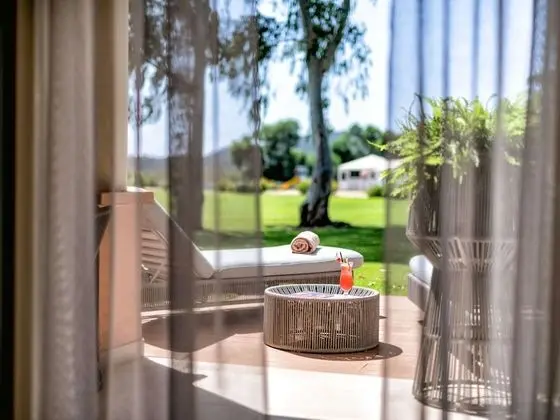 Süit, 1 Çift Kişilik Yatak ve Çekyat (Private garden, Lagoon side)