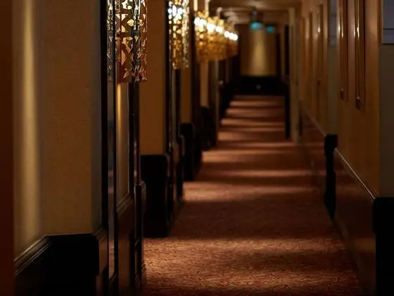 Classic Executive Suite, 1 King Size Bed, 2 Single Size Beds, Partial Kaaba View