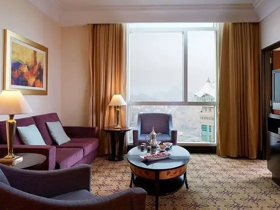 Classic Junior Suite, 2 Single Size Beds, City View