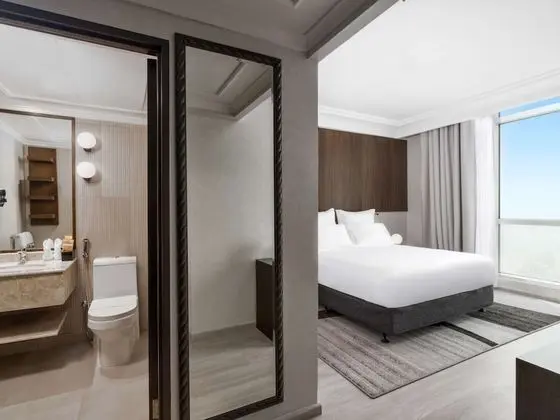 Deluxe Junior Suite, 2 Single Size Beds, City View