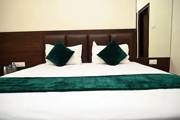 Deluxe Double Room A/C