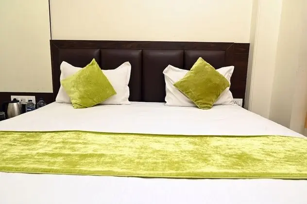 Deluxe Double Room A/C