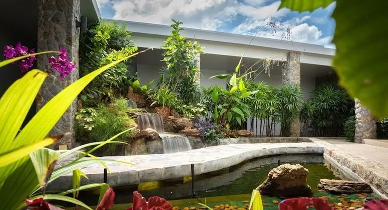 2 Bedroom Pool Suite