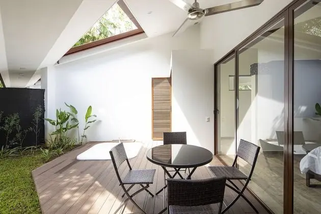 KAL SUITE - Private Jacuzzi & 1 King Bed