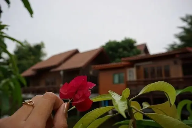 Khlong Luang