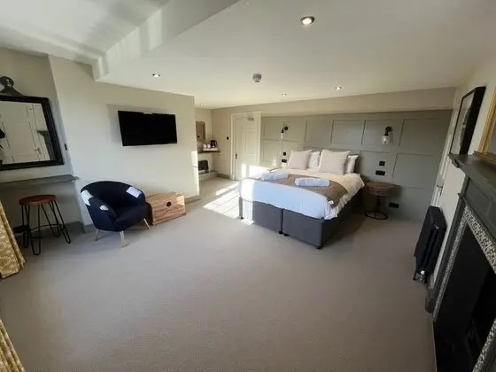 Deluxe Tek Büyük Yataklı Oda, Banyolu/Duşlu