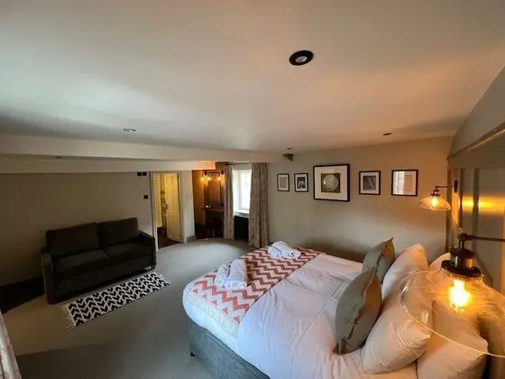 Deluxe Tek Büyük Yataklı Oda, Banyolu/Duşlu