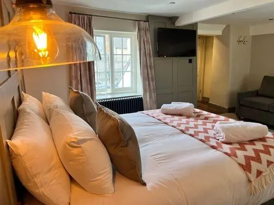 Deluxe Tek Büyük Yataklı Oda, Banyolu/Duşlu