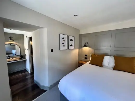 Tek Büyük Yataklı Oda, Banyolu/Duşlu