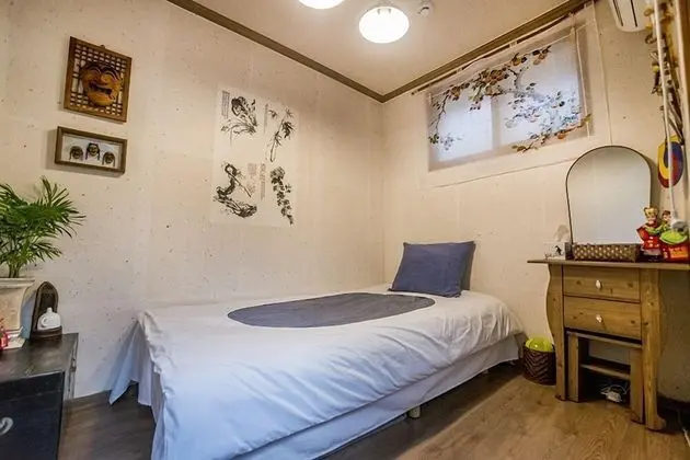 Grand Ev, 4 Yatak Odası, Mutfak, Avlu