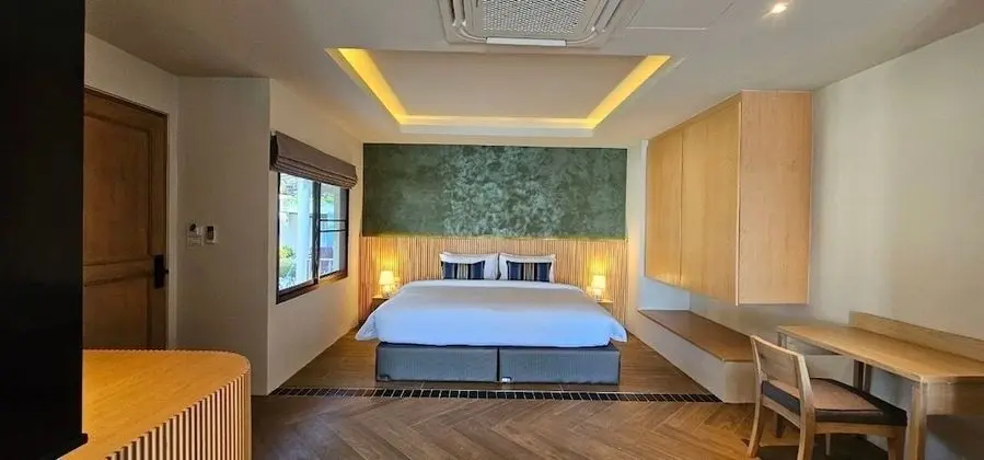 Beach Front Suite with One Way Airport Transfer