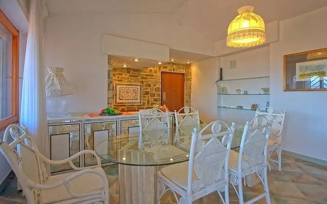 Panoramic Apart Daire, 4 Yatak Odası, Mutfak, Deniz Manzaralı (Villa Punta Ala)