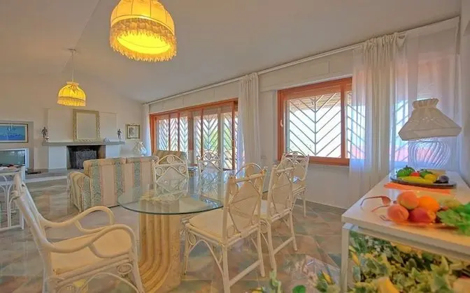 Panoramic Apart Daire, 4 Yatak Odası, Mutfak, Deniz Manzaralı (Villa Punta Ala)