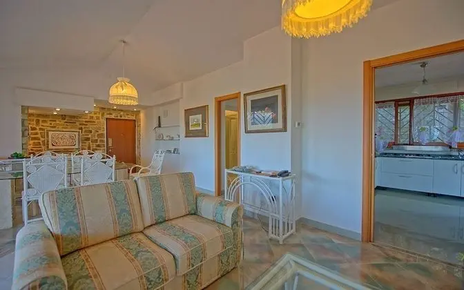 Panoramic Apart Daire, 4 Yatak Odası, Mutfak, Deniz Manzaralı (Villa Punta Ala)