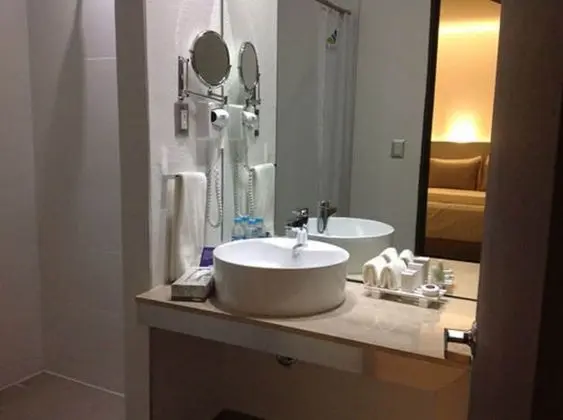 Executive Oda, Balkon, Plaj Manzaralı