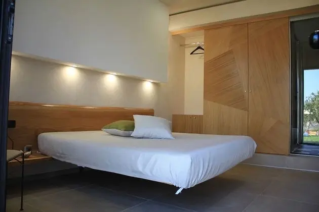 Deluxe Tek Büyük Yataklı Oda, Bahçe Manzaralı