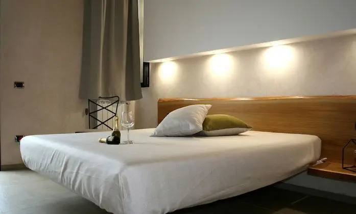 Deluxe Tek Büyük Yataklı Oda, Bahçe Manzaralı