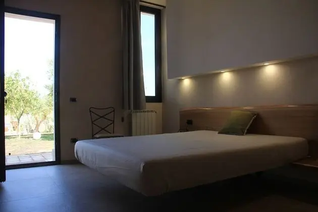 Deluxe Tek Büyük Yataklı Oda, Bahçe Manzaralı