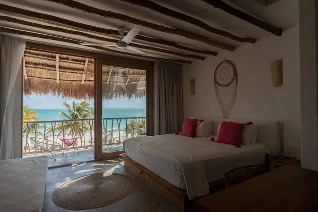 Ocean Front Suite Roof and Private Pool