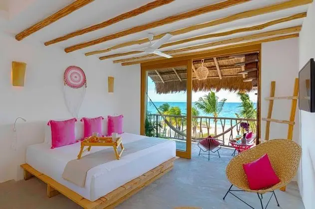 Ocean Front Suite Roof and Private Pool