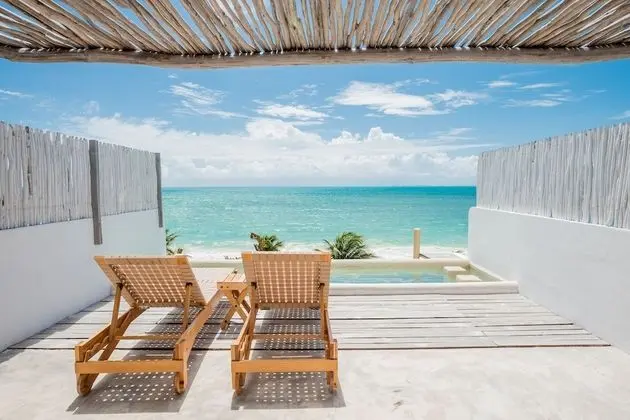 Ocean Front Suite Roof and Private Pool