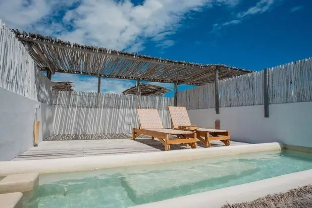 Ocean Front Suite Roof and Private Pool
