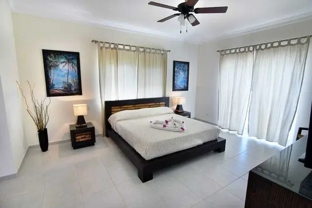 Cocotal Villa Grande 5 Bedrooms Vacation