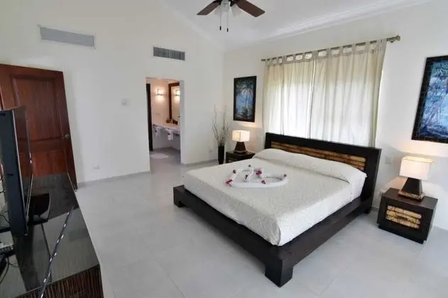 Cocotal Villa Grande 5 Bedrooms Vacation
