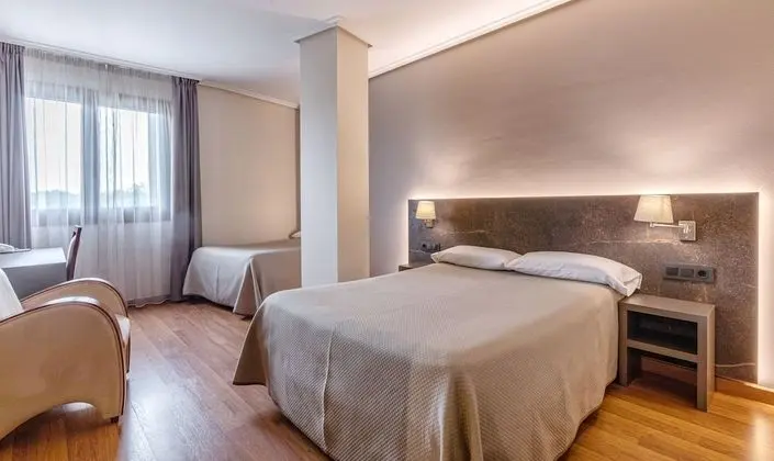 Comfort Tek Büyük Yataklı Oda, Birden Çok Yatak