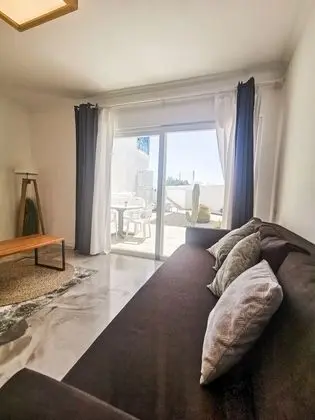 Apart Daire, 1 Yatak Odası, Teras, Zemin Kat