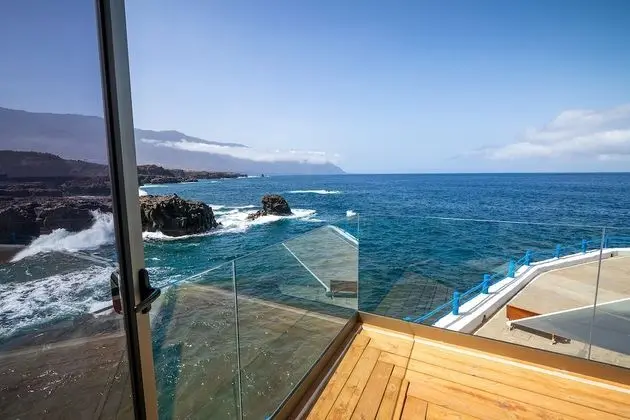 Tek Büyük Yataklı Oda, Balkon, Okyanus Manzaralı