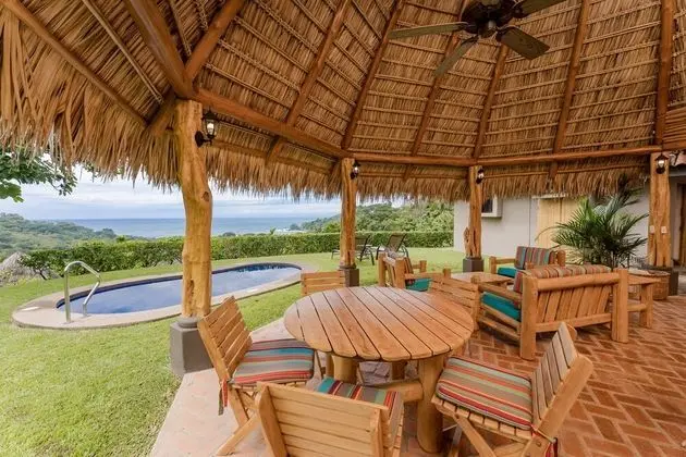 Villa, 3 Yatak Odası, Kişiye Özel Havuzlu