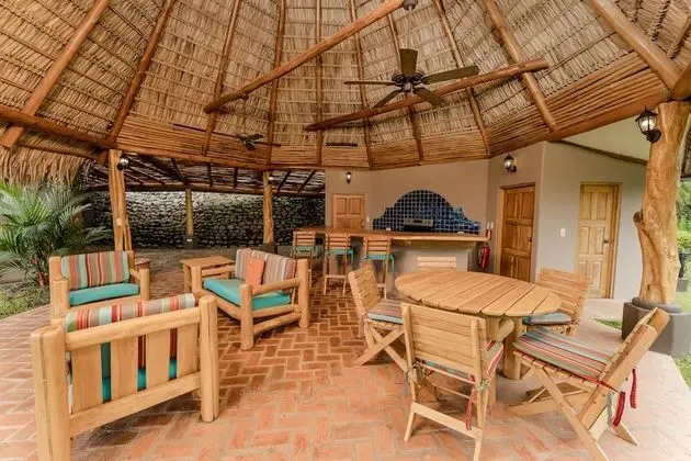 Villa, 3 Yatak Odası, Kişiye Özel Havuzlu