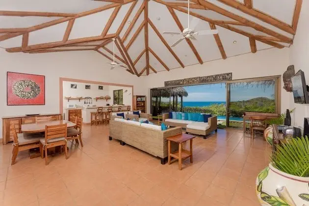 Villa, 3 Yatak Odası, Kişiye Özel Havuzlu