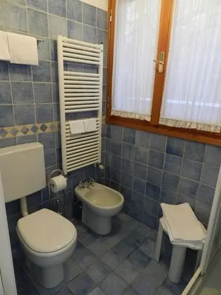Standard Büyük Yataklı Tek Kişilik Oda