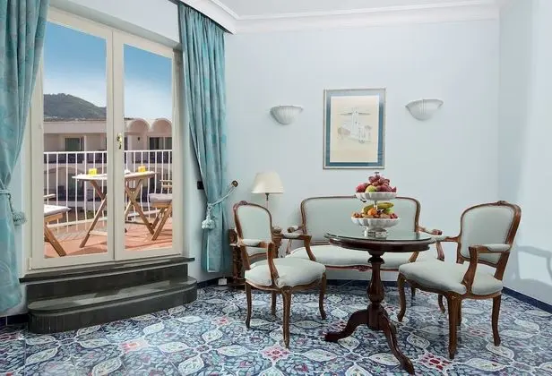 Grand Süit, Balkon, Deniz Manzaralı