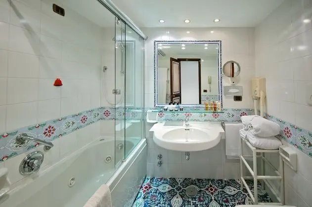 Grand Süit, Balkon, Deniz Manzaralı