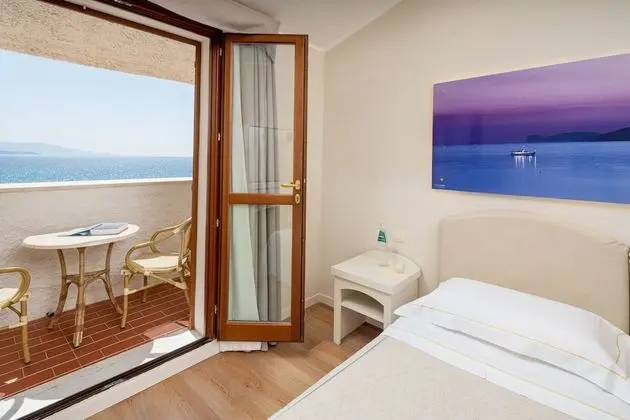 Tek Kişilik Oda, Deniz Manzaralı