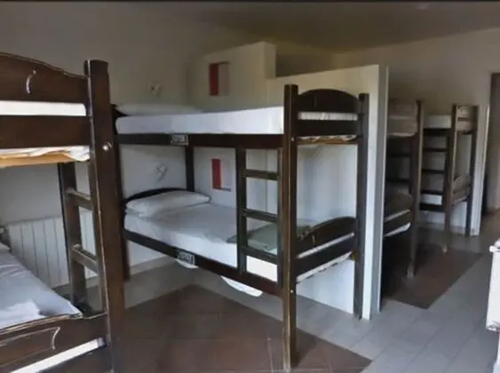 Ortak Ranzalı Oda, Karma Ranzalı Oda, Ortak Banyo (12 people)