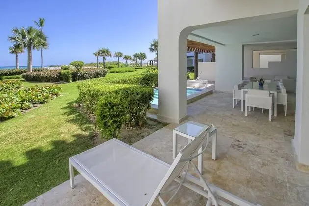 1-Bedroom Apartment With Garden View