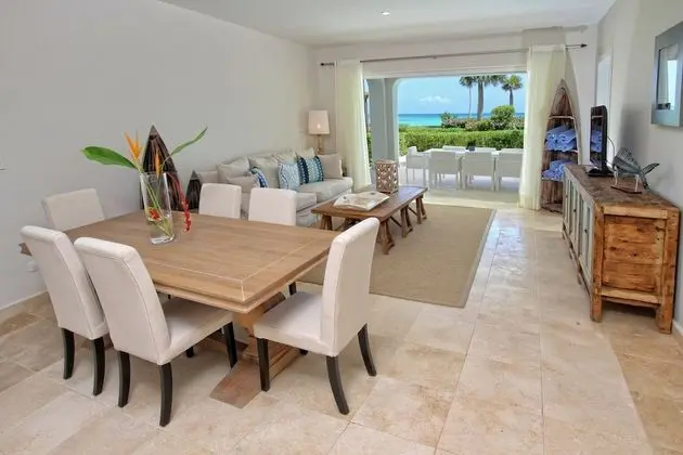 1-Bedroom Apartment With Garden View