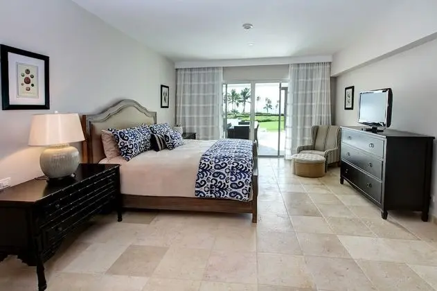 2-Bedroom Apartment With Garden View