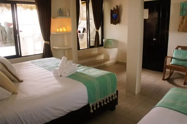 Royal Oda, Teras (2 King Beds)
