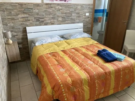 Comfort Tek Büyük Yataklı Oda