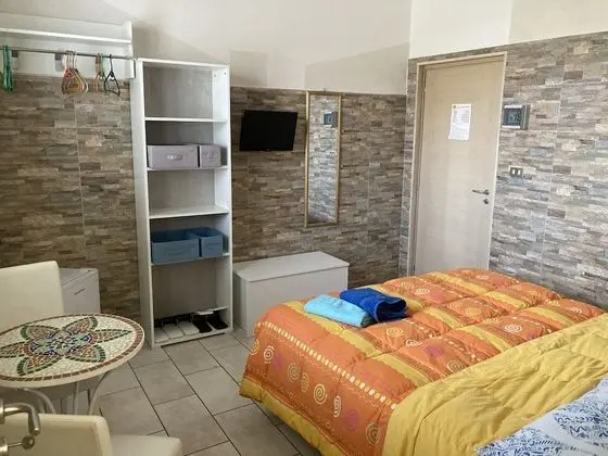 Comfort Tek Büyük Yataklı Oda