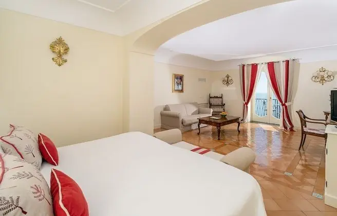 Comfort Tek Büyük Yataklı Oda, Balkon, Deniz Manzaralı