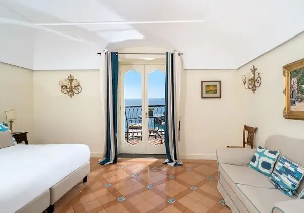 Superior Tek Büyük Yataklı Oda, Balkon, Deniz Manzaralı