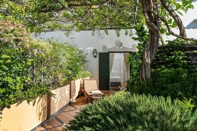 Superior Tek Büyük Yataklı Oda, Balkon, Deniz Manzaralı