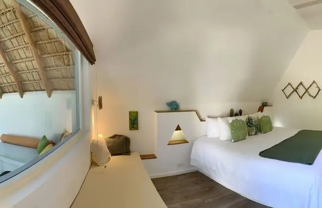Connecting Bungalow