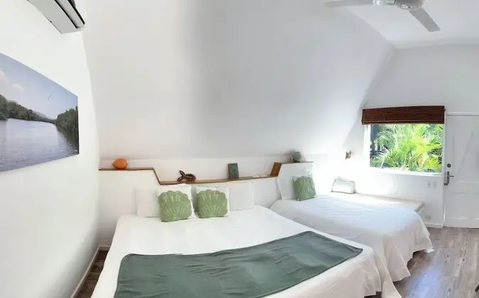 Connecting Bungalow